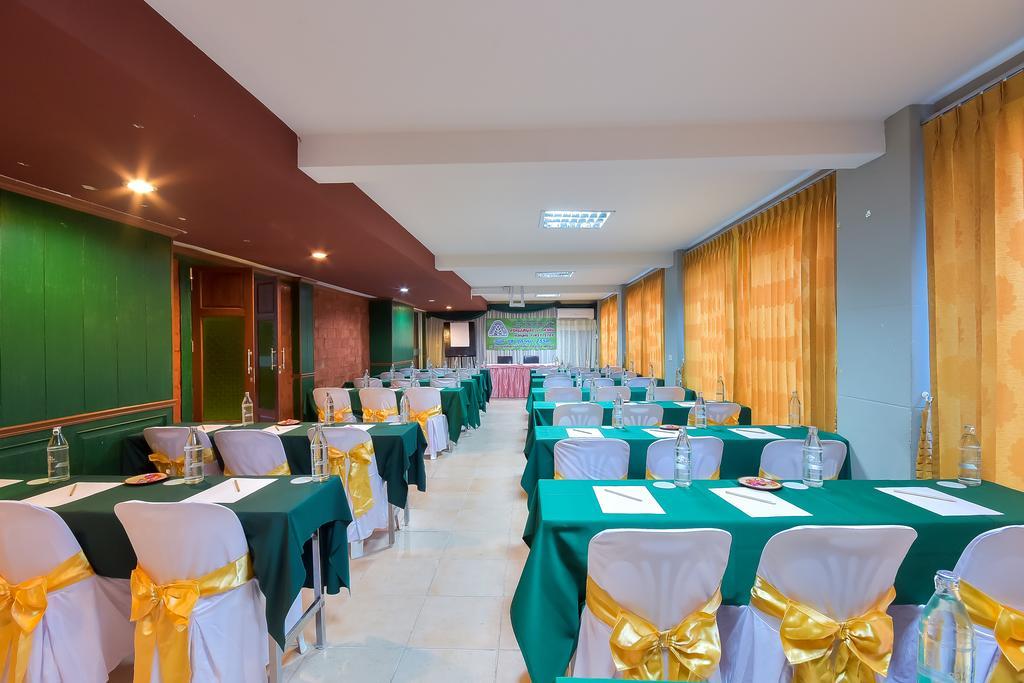 Season Palace Huahin Hotel Cha-Am Exterior photo