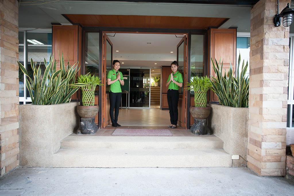 Season Palace Huahin Hotel Cha-Am Exterior photo